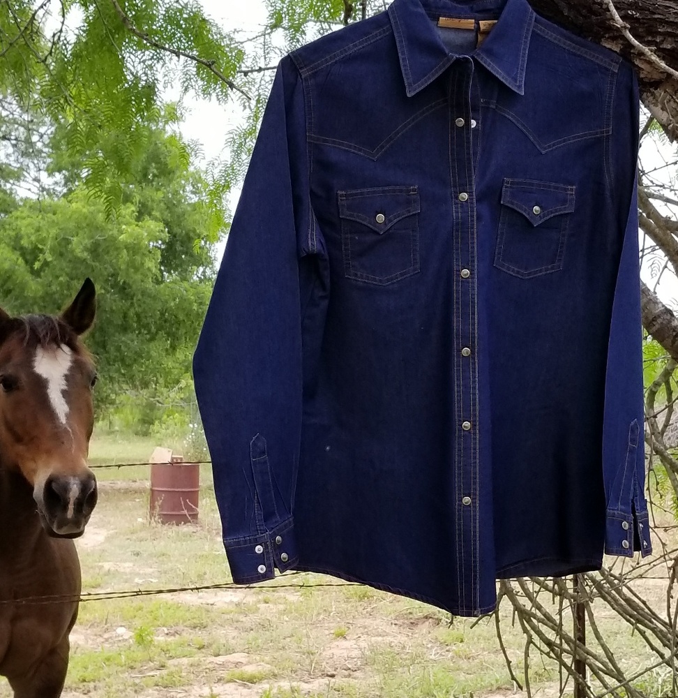 Men's M Wrangler denim work shirt